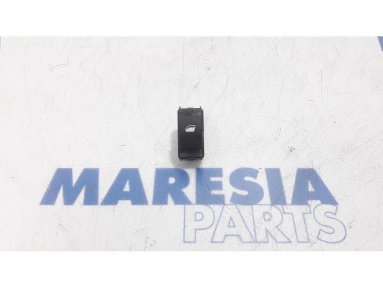 Peugeot - Partner - Multi-functional window switch