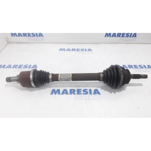 Citroen - C4 Cactus - Front drive shaft, left