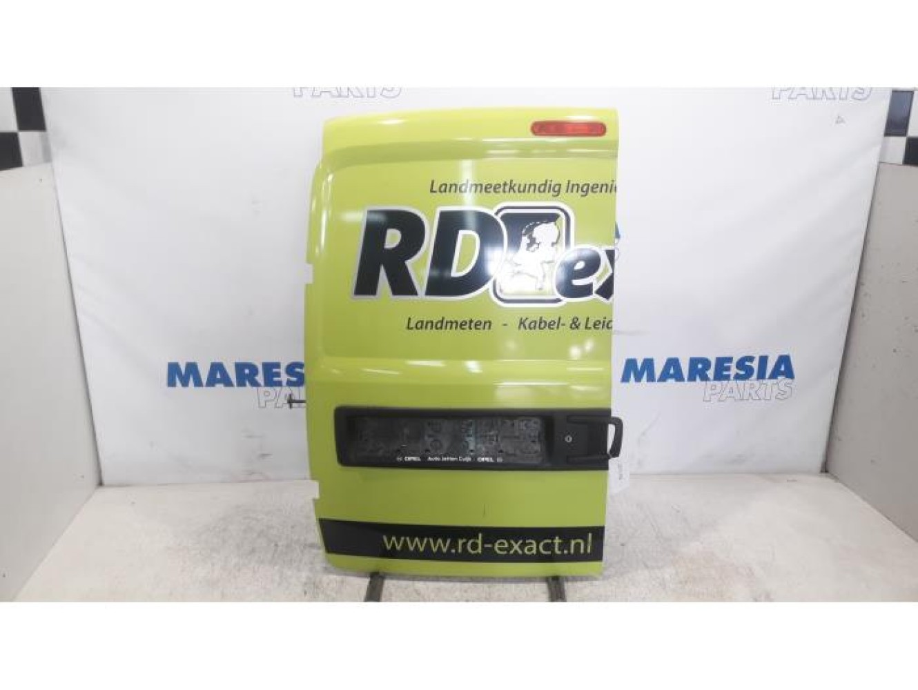 Opel - Combo - Minibus/van rear door