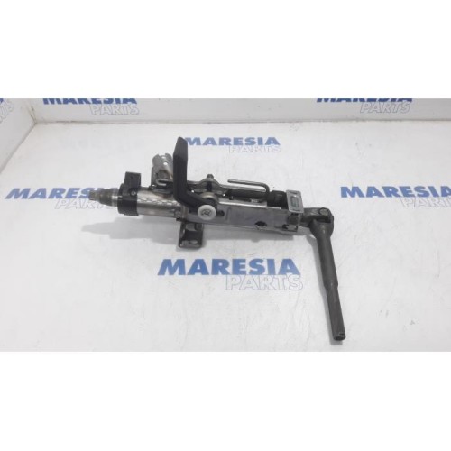 Renault - Trafic - Steering column housing