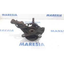 Renault - Trafic - Knuckle, front right