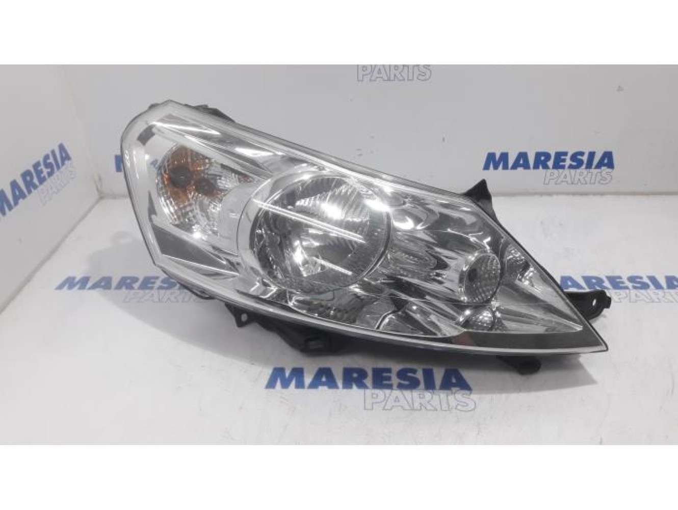 Peugeot - Expert - Phare droit