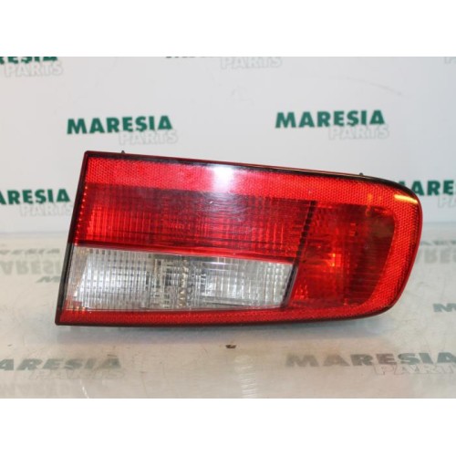 Renault - Laguna - Taillight, right