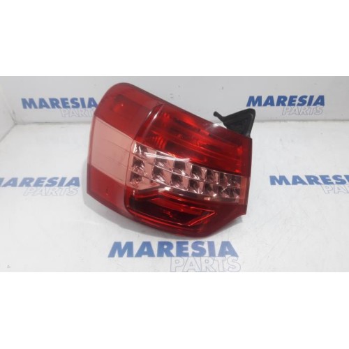 Citroen - C5 - Taillight, left