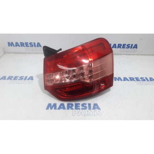 Citroen - C5 - Taillight, right