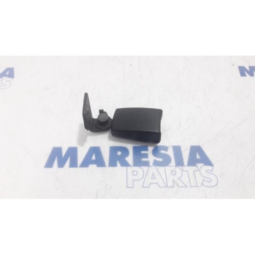 Fiat - Punto - Rear seatbelt buckle, left
