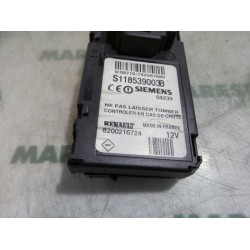 Renault - Grand Scenic - Kaartlezer (slot)