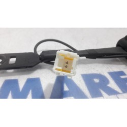 Citroen - C4 - Insertion ceinture de sécurité avant gauche