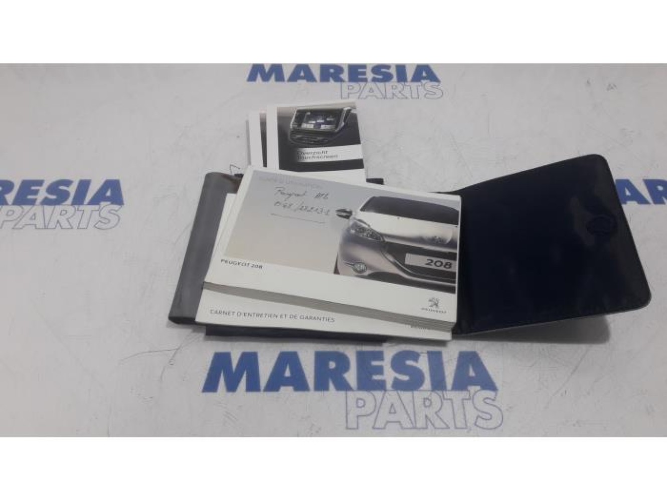 Peugeot - 208 - Instruction Booklet