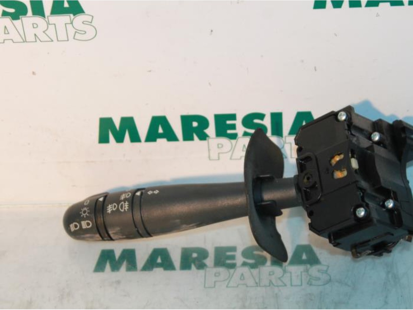 Renault - Megane Scenic - Indicator switch