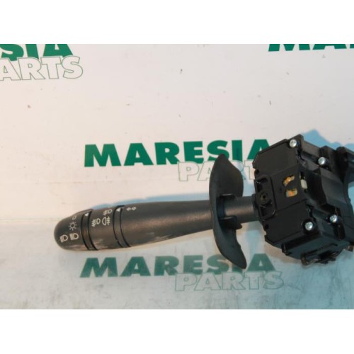 Renault - Megane Scenic - Indicator switch