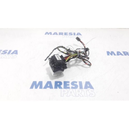 Peugeot - 208 - Heater resistor
