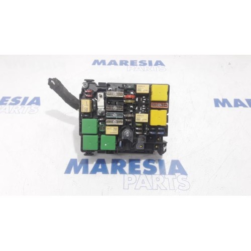 Peugeot - 208 - Fuse box