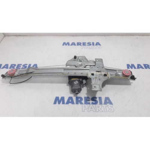 Peugeot - 208 - Window mechanism 4-door, front right