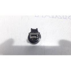 Peugeot - 208 - AUX/USB aansluiting