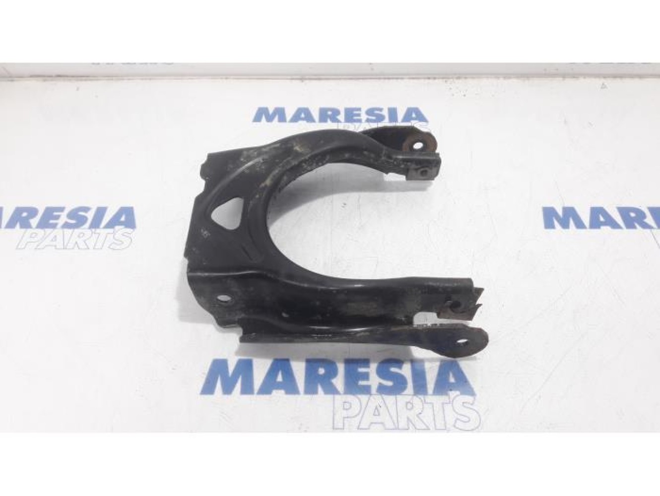 Citroen - C5 - Front upper wishbone, left