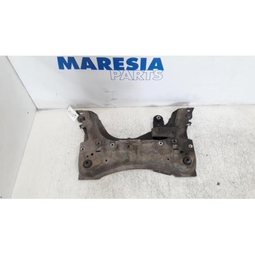 Renault - Clio - Subframe