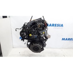 Renault - Clio - Engine