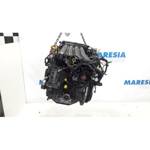 Renault - Clio - Engine