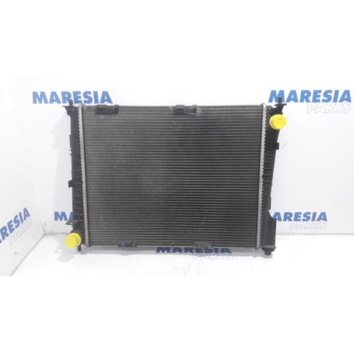 Renault - Clio - Radiator
