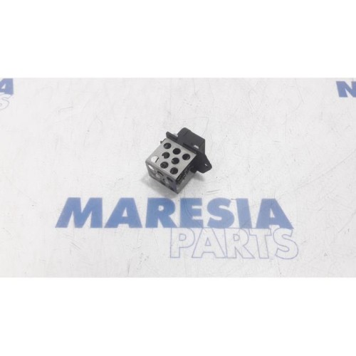 Renault - Clio - Cooling fan resistor