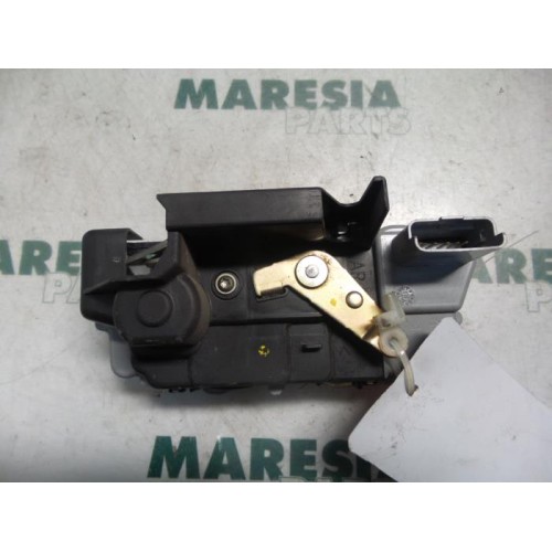 Citroen - C5 - Rear door lock mechanism 4-door, left