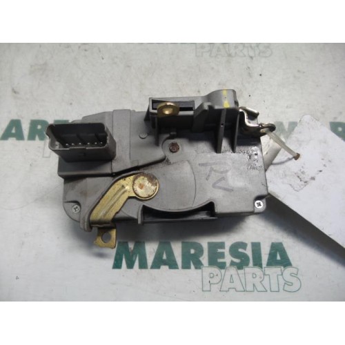 Citroen - C5 - Front door lock mechanism 4-door, right