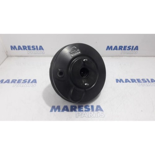 Renault - Clio - Brake servo