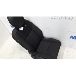 Renault - Megane - Sitz rechts
