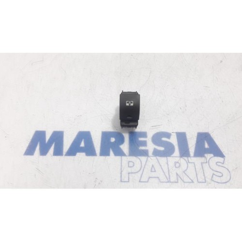 Peugeot - 3008 - Switch
