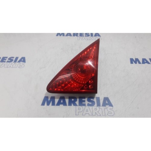 Peugeot - 3008 - Taillight, right
