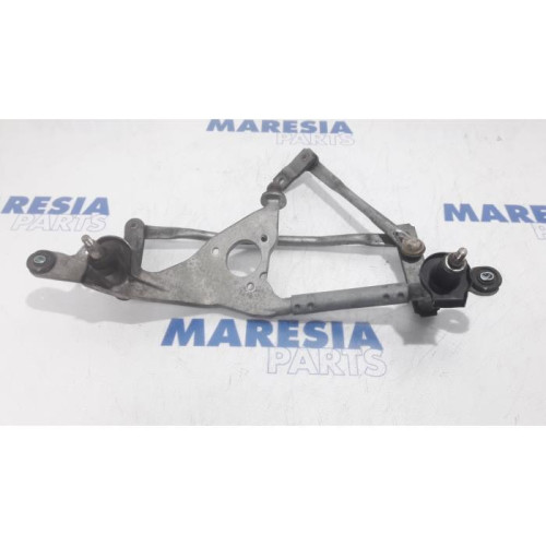 Fiat - 500 - Wiper mechanism