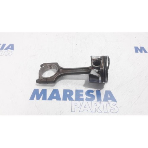 Citroen - DS4 - Piston