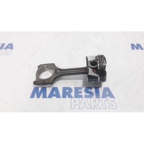 Citroen - DS4 - Piston