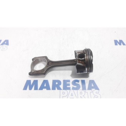 Citroen - DS4 - Piston