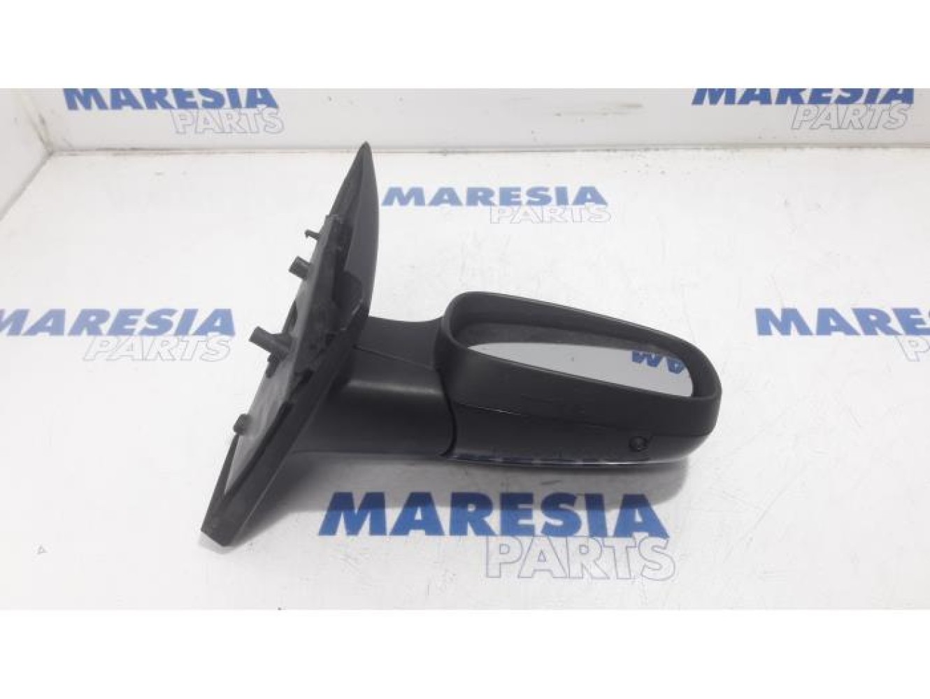 Renault - Clio - Wing mirror, right