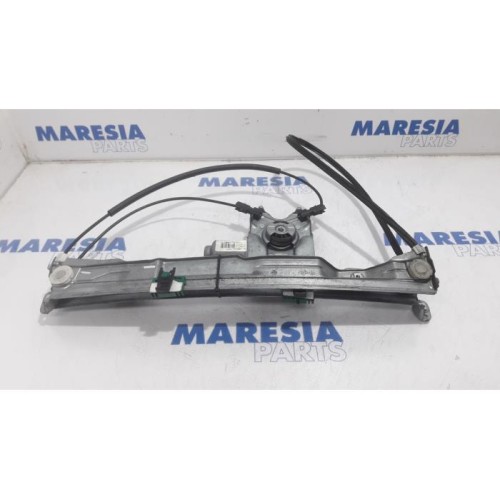 Renault - Clio - Window mechanism 2-door, front right