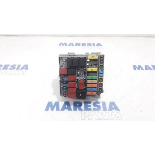 Fiat - 500 - Zekeringkast