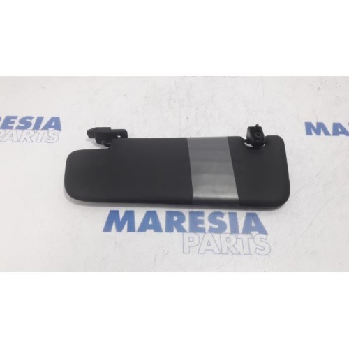 Fiat - 500 - Sun visor