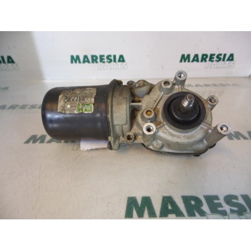 Renault - Megane Scenic - Front wiper motor