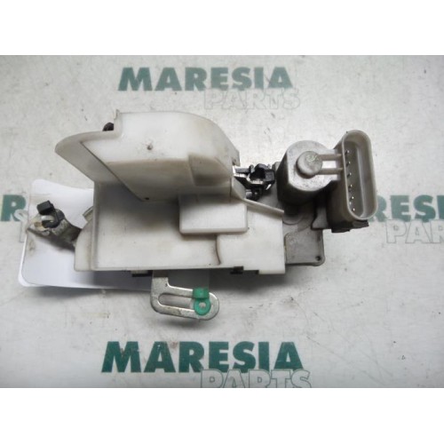 Fiat - Punto - Front door lock mechanism 4-door, right
