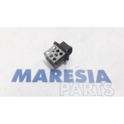 Renault - Scenic - Cooling fan resistor