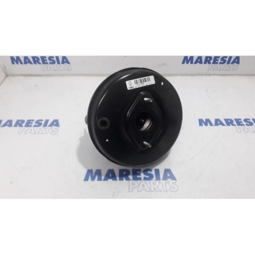 Renault - Clio - Brake servo