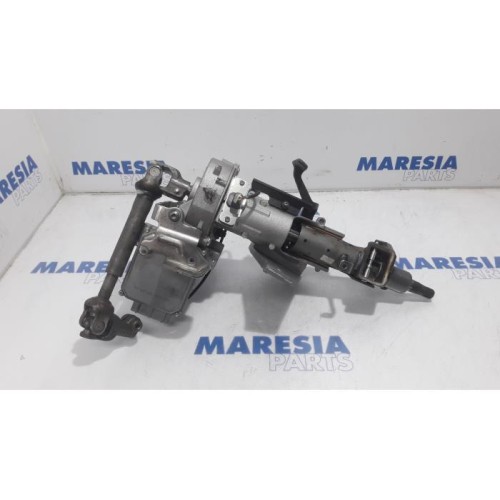 Renault - Clio - Steering column housing