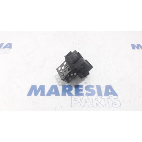 Peugeot - 308 - Cooling fan resistor