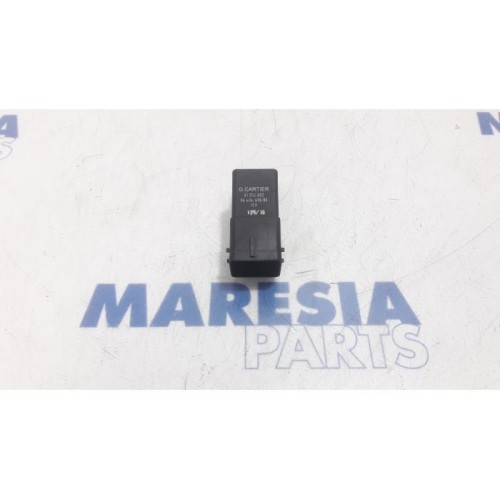 Peugeot - 308 - Glow plug relay