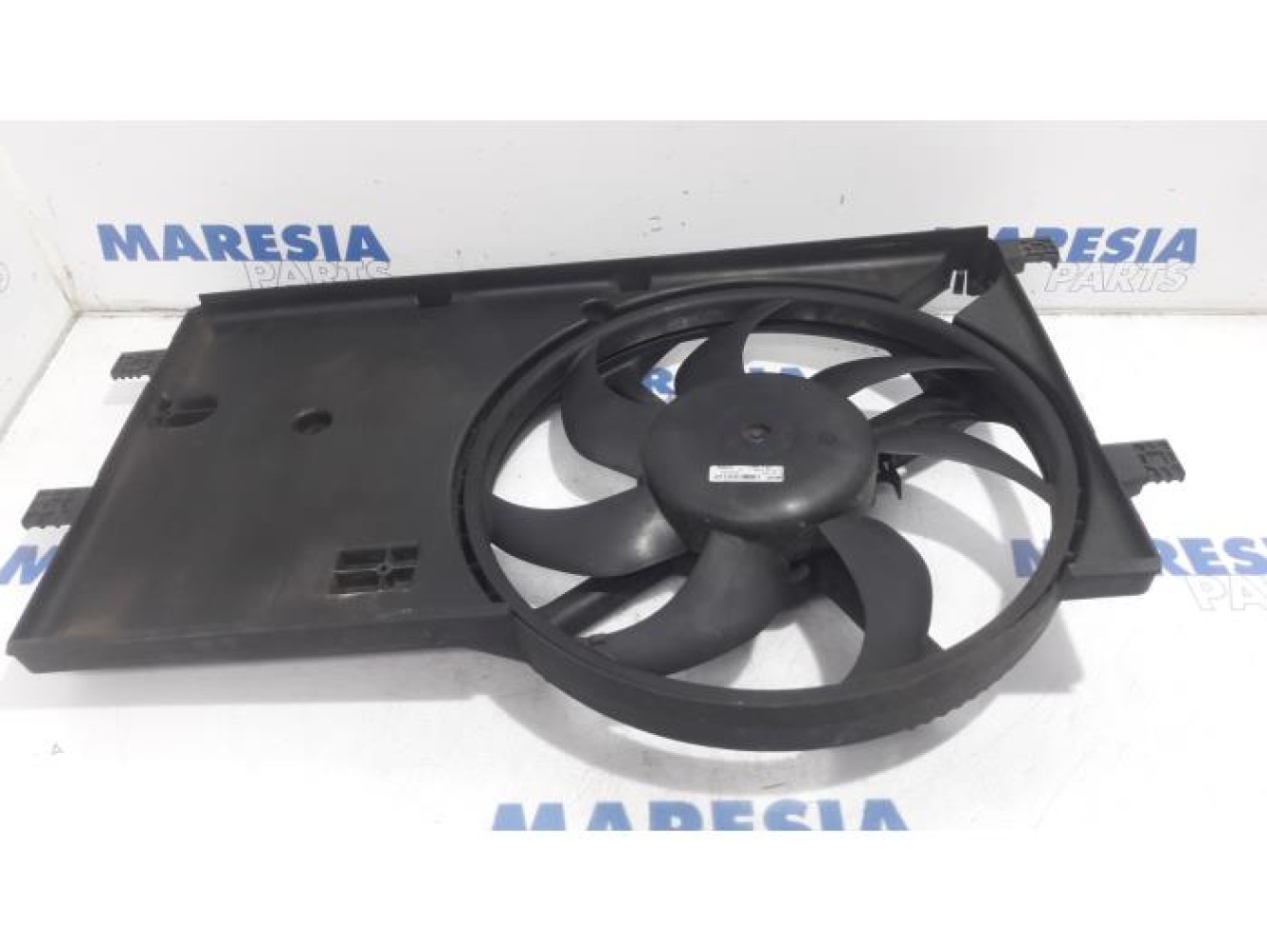 Peugeot - Bipper - Fan motor