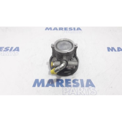 Peugeot - Bipper - Power steering pump