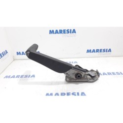 Renault - Kangoo - Parking brake lever