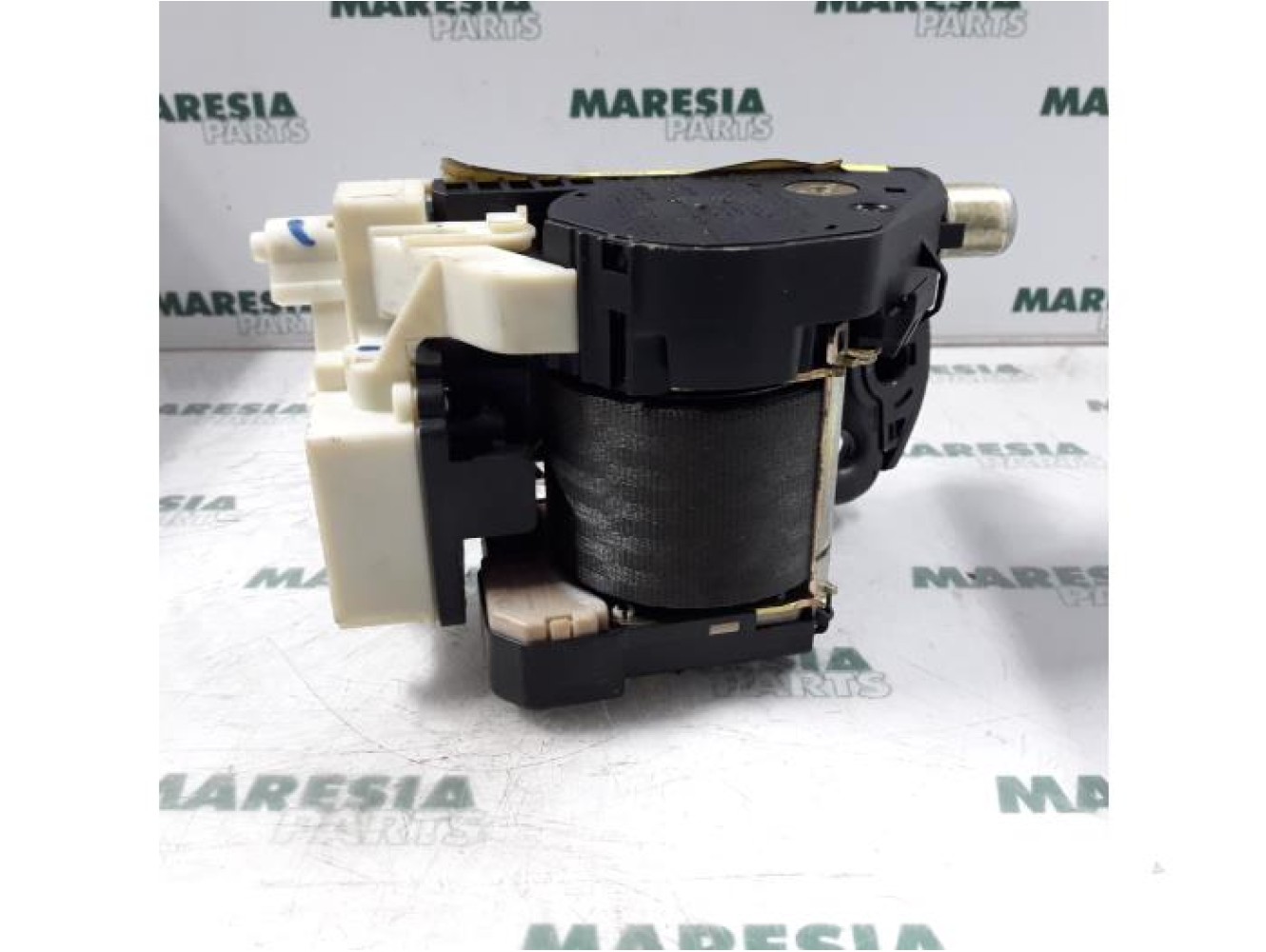 Fiat - Punto - Front seatbelt, right
